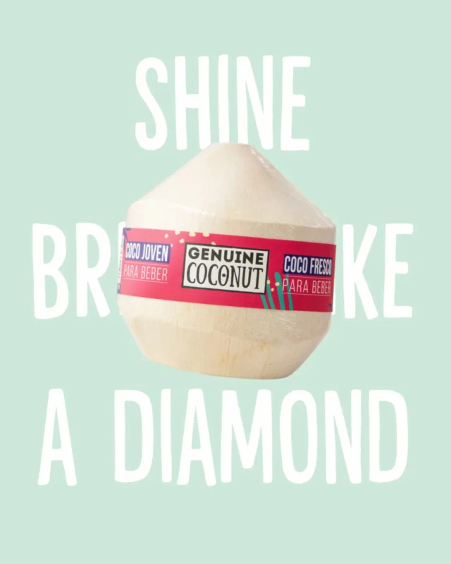 Shine bright like a diamond 🎶 ¿Sabías que este tipo de coco se llama Coco Lápiz o 'Diamond Shape'? El nombre viene de su forma delgada, cilíndrica y alargada, como un lápiz. Es un coco joven que contiene mucha agua de coco que te transportará directamente a una playa paradisiaca 🥥🌴

🛒 ¡Disponible en nuestra tienda online! Enlace directo en nuestra bio ✨

#cocolapiz #aguadecoco #NaturalYDelicioso #naturalliving #naturalproducts