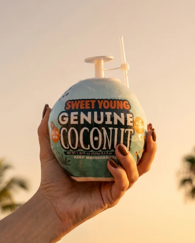 El único "abrefácil" que realmente me hace feliz este verano. Nada como un coco bien frío para los días de calor ☀️⛱️🥥

🛒 ¡Disponible en nuestra tienda online! Enlace directo en nuestra bio ✨

#NaturalYDelicioso #ConCocoTodoSabeMejor #EstiloDeVidaSaludable #ViveSaludable #DeliciaTropical #ComidaSaludable
