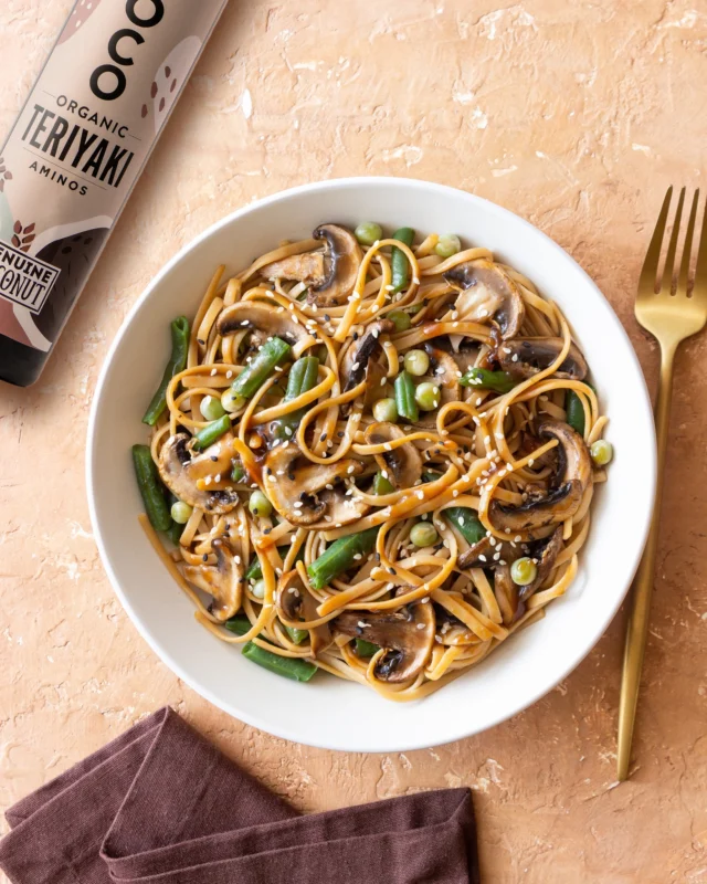 Dale un giro a tus recetas con nuestros Aminos Teriyaki de Coco. El toque perfecto para llenar de sabor tus noodles, salteados y verduras, con un equilibrio entre dulce y umami que engancha desde el primer bocado. 🥥

🛒 ¡Disponible en nuestra tienda online! Enlace directo en nuestra bio ✨

#GenuineCoconut #CoconutTeriyaki #CoconutAminos #HealthyRecipes #Noodles #RecetasFáciles #PlantBased #ComidaSaludable #FoodInspiration #CocinaSaludable